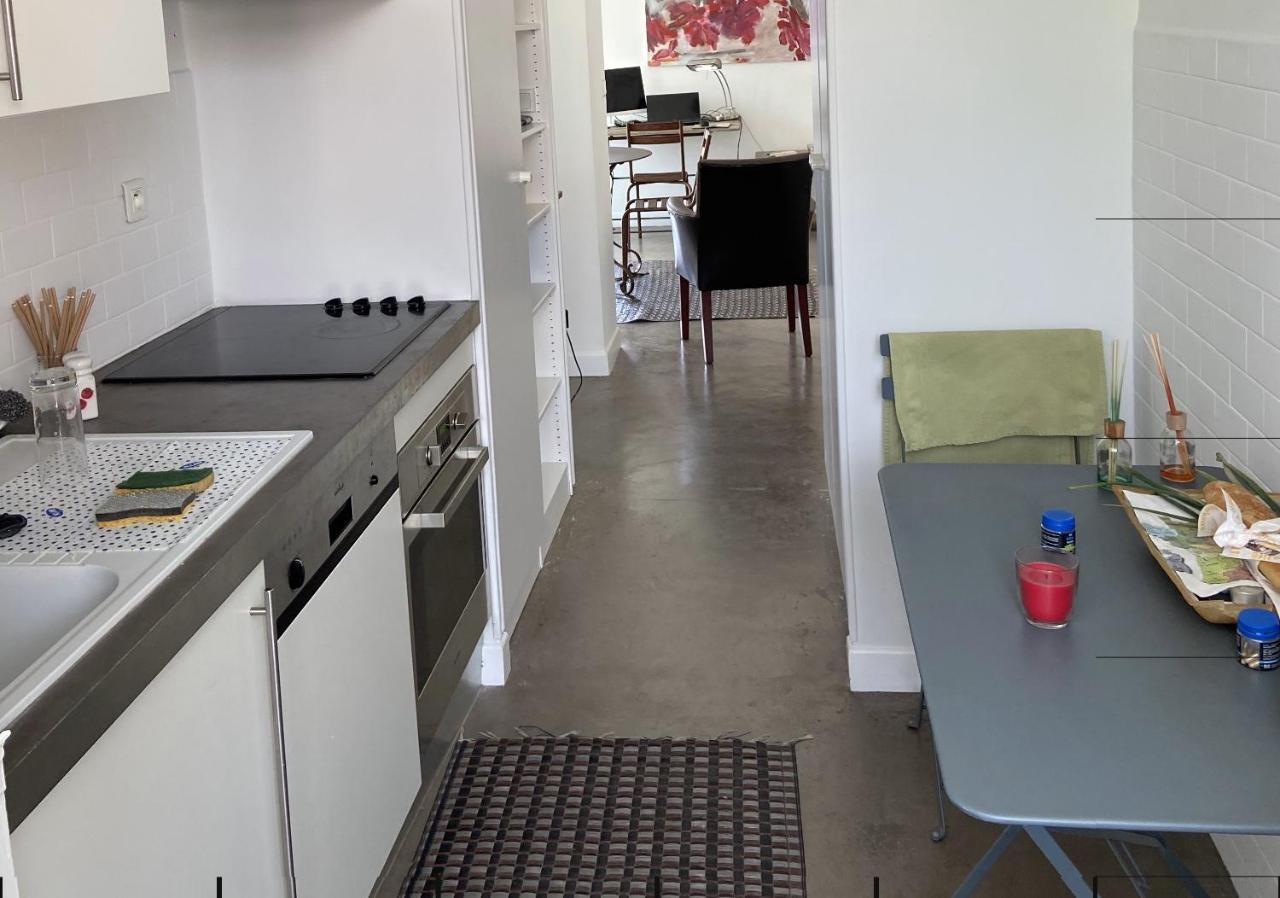 Les Pieds dans l'Ô - Appartement 50m2 Front de mer Saint-Cyr-sur-Mer Extérieur photo